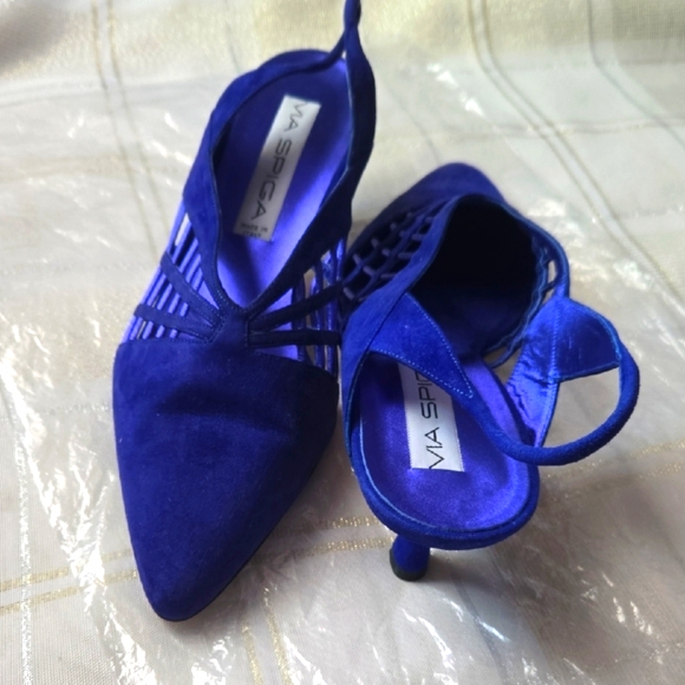 Via Spiga Electric Blue Sling Back Heels - Picture 10 of 15